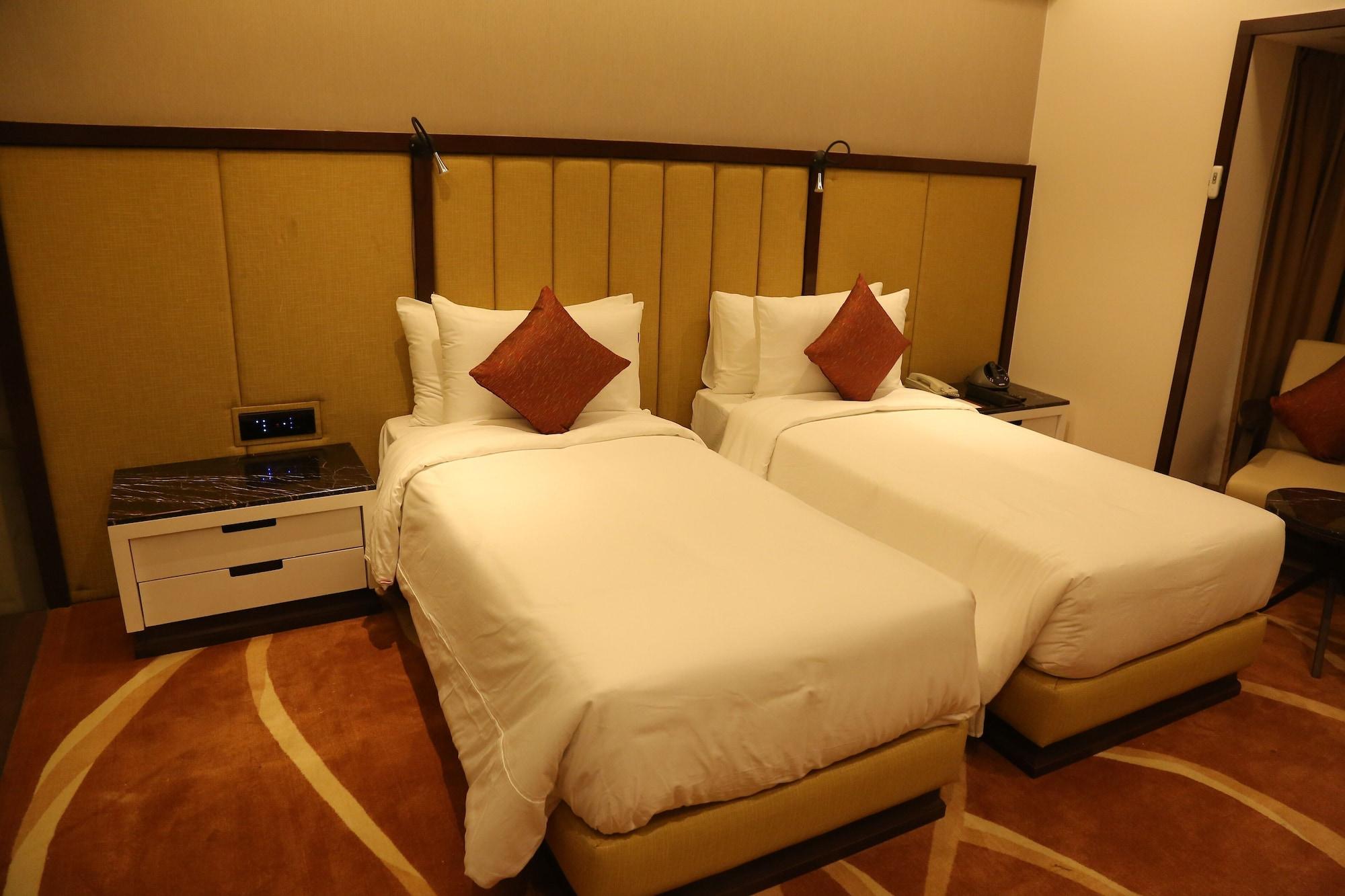 Radisson Lucknow City Center Eksteriør billede