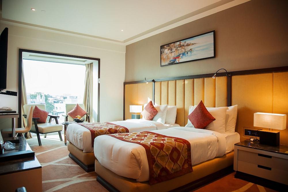 Radisson Lucknow City Center Eksteriør billede